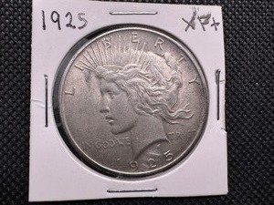 lot 66 image: 1925 XF Peace Dollar