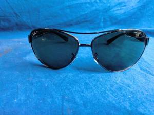 lot 59 image: Ray-Ban RB3386 Sunglasses