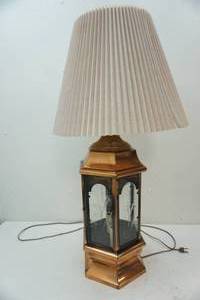 lot 85 image: Vintage Brass Lamp 34 tall