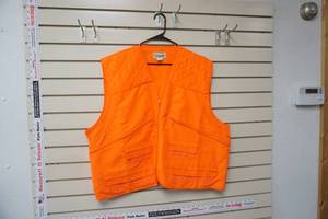 lot 99 image: XXL Hunting Vest