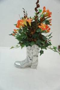 lot 121 image: Metal Boot Vase