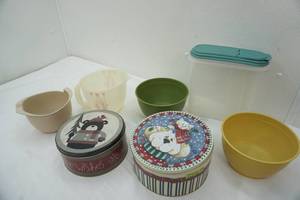 lot 123 image: Kitchenware and Tins