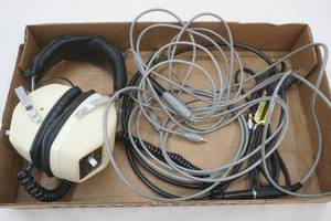 lot 139 image: Headphones and Cord Lot