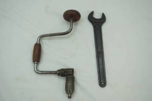 lot 147 image: VintageAntique Hand Tools