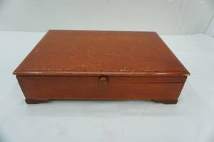 lot 160 image: Silverware Set & Case