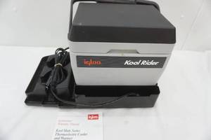 lot 168 image: iGloo Kool Mate Series Thermoelectric Cooler & Warmer