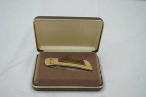 lot 180 image: Folding Knife & Case