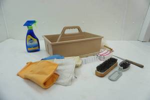 lot 209 image: Cleaning Carrying Organizer & Supplies