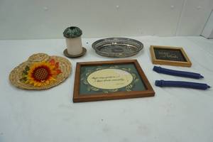 lot 216 image: Decor Lot tray, wall art, candle, decorative hat
