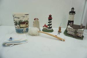 lot 19 image: Lighthouse Bathroom Decor & More
