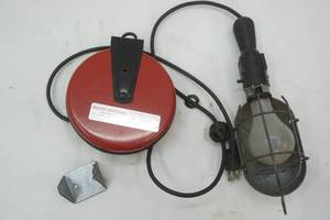 lot 50 image: cord reel