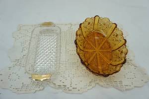 lot 230 image: Vintage Fenton Amber Glass Bowl & Hobnail Butter Tray