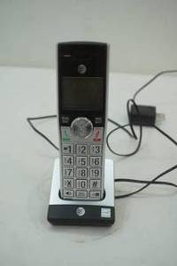 lot 266 image: AT&T Cordless Phone & Base