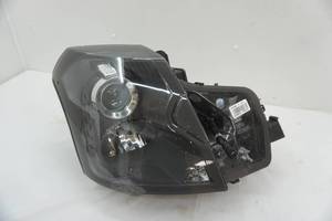 lot 298 image: Right Headlamp GM part # 25748355