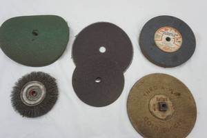lot 320 image: Grinding Disks
