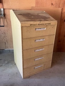 lot 92 image: McCalls Printed Patters Metal Cabinet