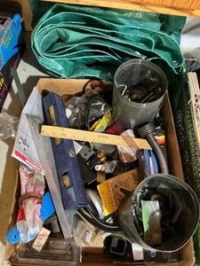 lot 104 image: Garage Workbench Box Lot #2