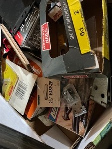 lot 106 image: Garage Workbench Box Lot #4