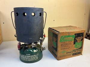 lot 113 image: Coleman Sportster Stove Burner