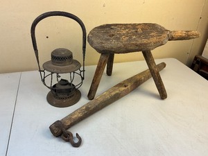 lot 132 image: Antique Primitive Milking Stool - Plus Extras