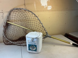 lot 154 image: Fishing Net with Personal Cooler
