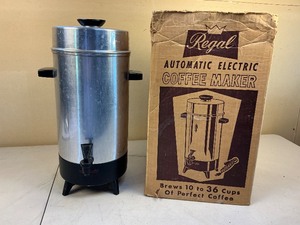 lot 298 image: Regal Automatic Electric Coffee Maker