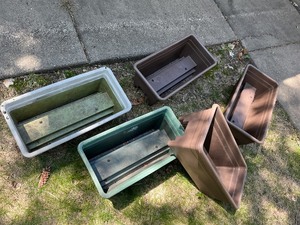 lot 173 image: Five Deck Railing Planter Boxes