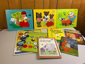 lot 26 image: Children Books and Wood Puzzles