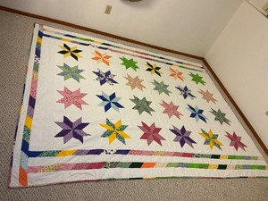 lot 239 image: Handmade King Size Quilt