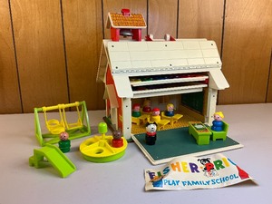 lot 24 image: Fisher Price Play Family School