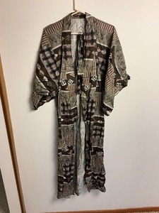 lot 245 image: Vintage Asian Robe