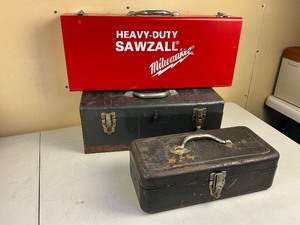 lot 122 image: Three Metal Tool Boxes with Contents