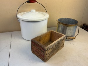 lot 143 image: Vintage Wood Peters Ammo Box with Enamel Bucket