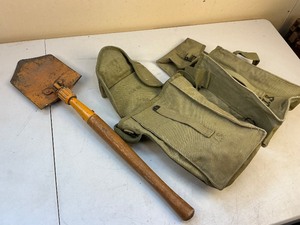 lot 145 image: Dated 1943 US Army Canvas Bags and Vintage Army Shovel