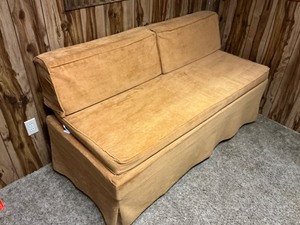 lot 247 image: Treadlok Security Chest Gun Safe Disguised as Sofa Couch