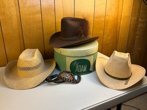 lot 257 image: Coyboy Hat Lot