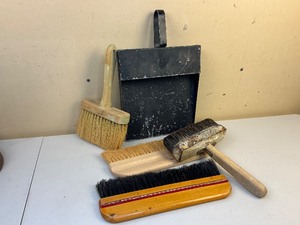 lot 120 image: Antique Metal Dustpan and Hand BroomsPaint Brushes