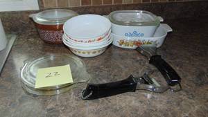 Pyrex, Correlle ware and Corning Ware Pieces