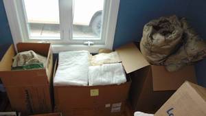 lot 44 image: 3 - Boxes of Bedding and Pillows
