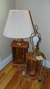 lot 76 image: 2 - Wood and Brass Lamps