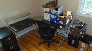 lot 77 image: Contents of Corner of the Office, Corner Desk, Chair, File Cabinet, Plus Office Supplies