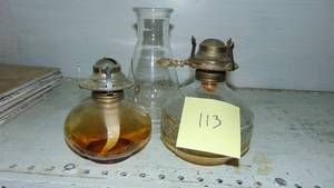 lot 113 image: 2 - Oil Lamps