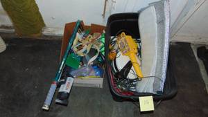 lot 116 image: Cords, Retractable Light, Straps and Misc