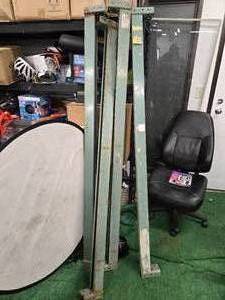 A lot of 4 Heavy-duty Industrial 76" Long High-Quality Pallet Racks/Beams (USED)