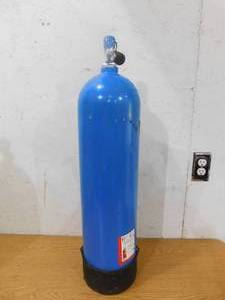 lot 14 image: Catalina  Aluminum Scuba Cylinder, DOT-3AL3000 - Full and Ready to go