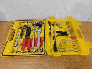 lot 23 image: Napa Tool Kit