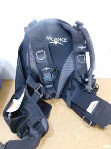 lot 26 image: Sea Quest SLS Series Vest w Tool kit