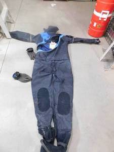 lot 70 image: Scuba Diving DUI Dry suit w Accessories - Size XL