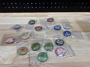 lot 53 image: Minnesota Chauffer Badges