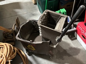 lot 82 image: Mop Bucket with Wringer